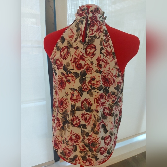 Halter neck floral blouse size small - Picture 2 of 2